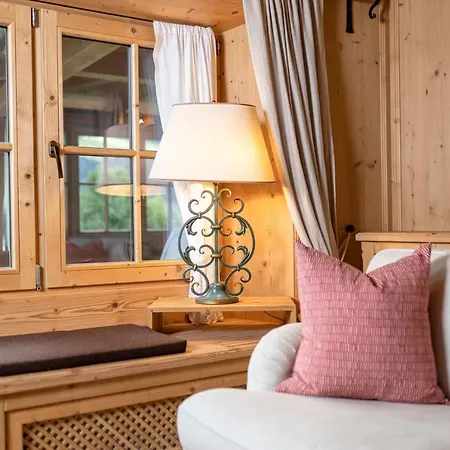 Dorfbaeck Chalet Stumm